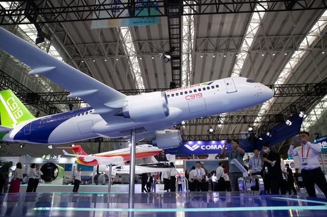 第六屆中國(guó)國(guó)際新材料產(chǎn)業(yè)博覽會(huì)開(kāi)幕