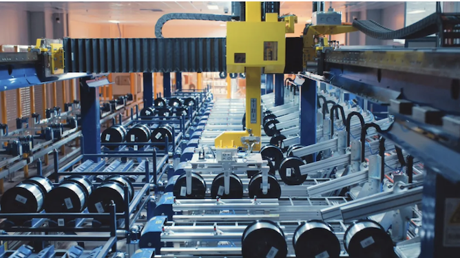 長飛公司成功入選工信部第一批卓越級智能工廠，嘉興智能制造再添標桿